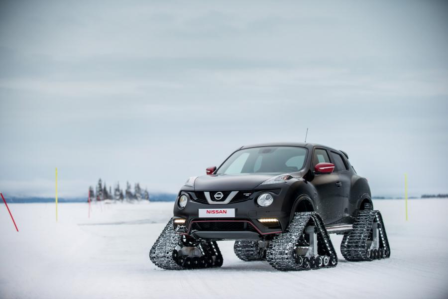  Nissan Juke Nismo RSnow 2015 года  (фото 12 из 24)